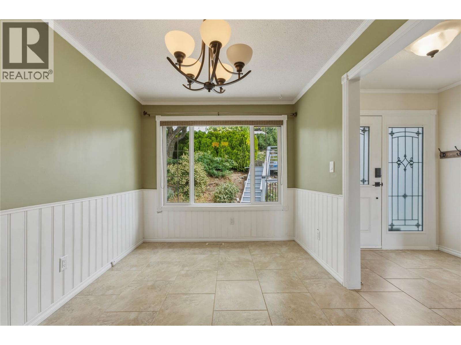 6864 Bryden Road - 6