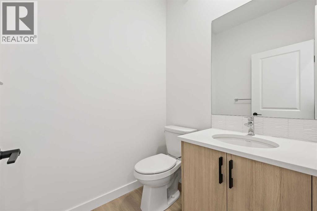 116 Mitchell Walk NW - 26