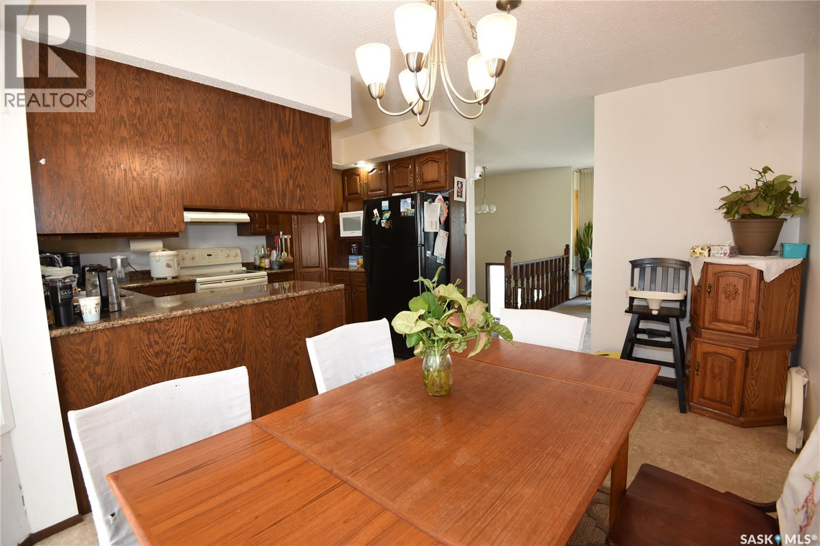 309 Watson CRESCENT - 13
