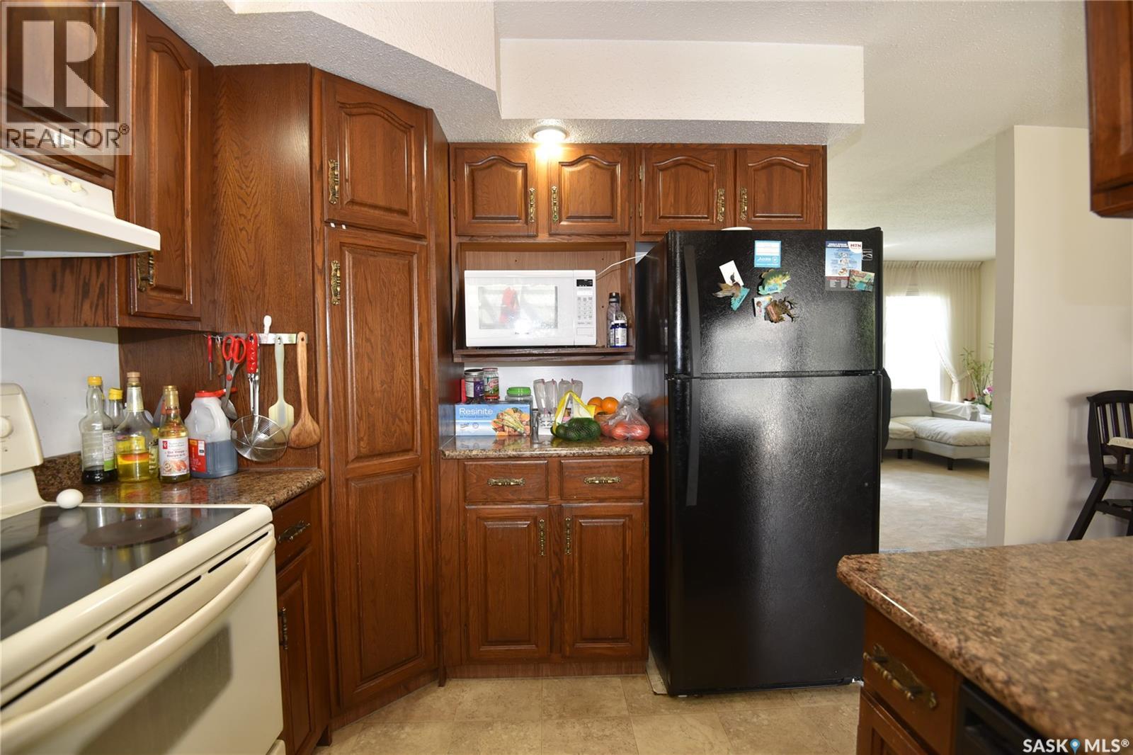 309 Watson CRESCENT - 9