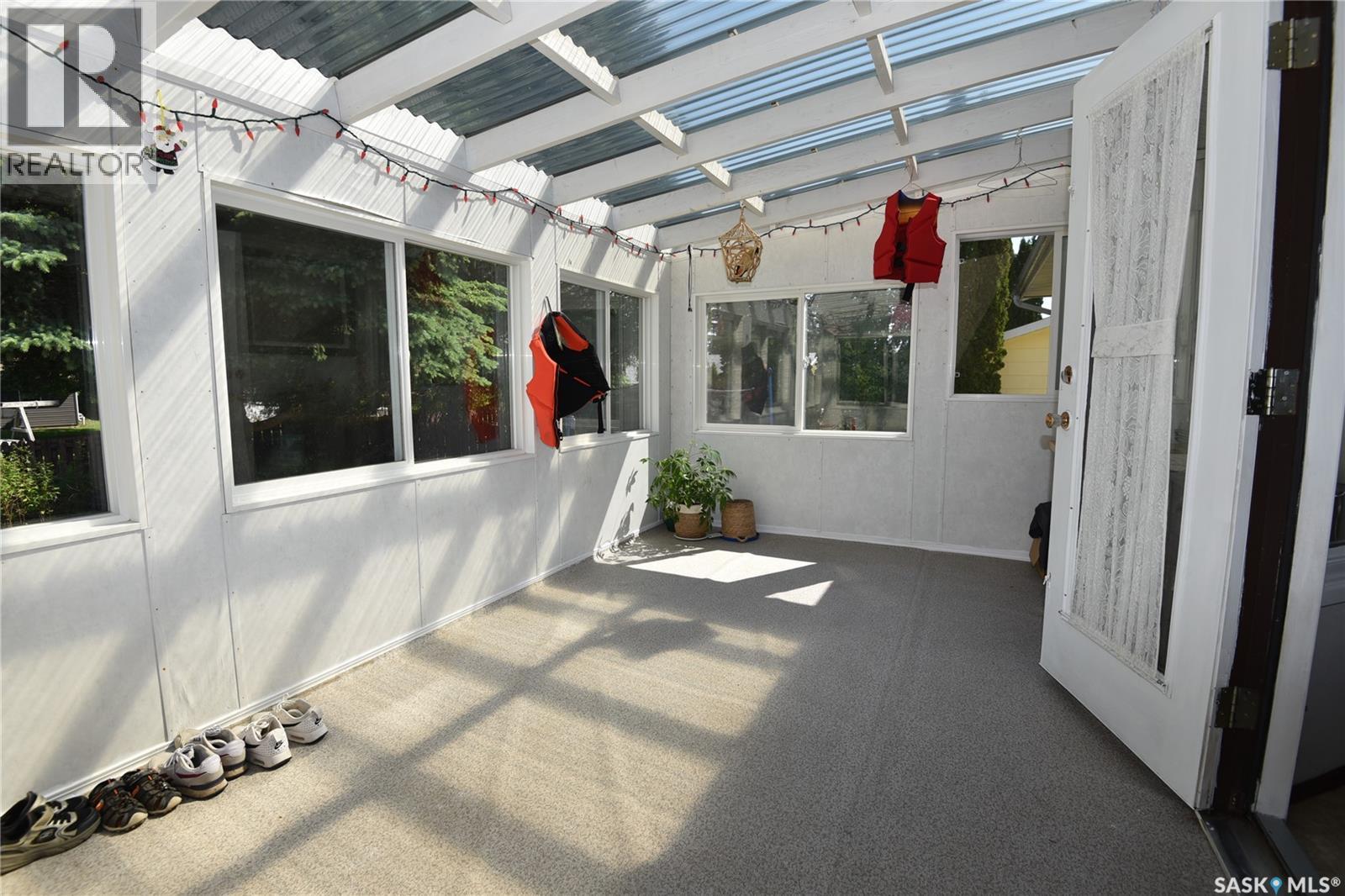 309 Watson CRESCENT - 14