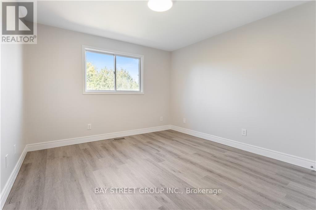66 EWEN ROAD - 11