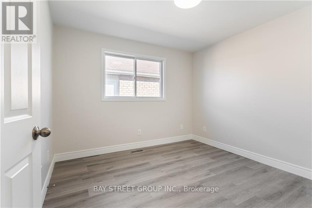 66 EWEN ROAD - 12