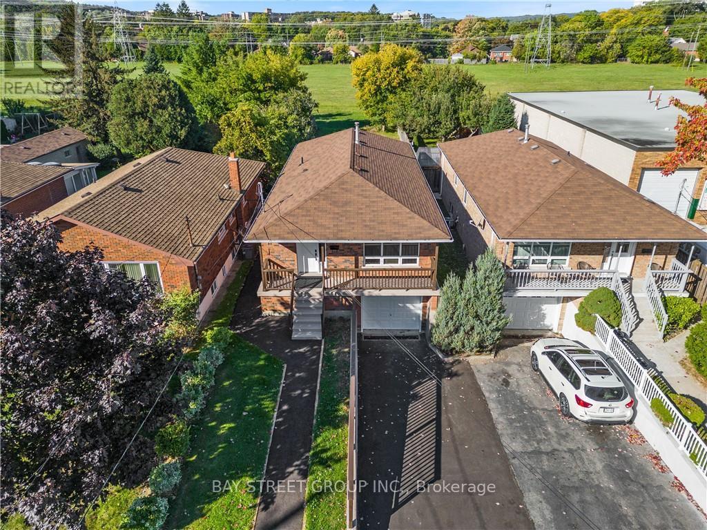 66 EWEN ROAD - 2