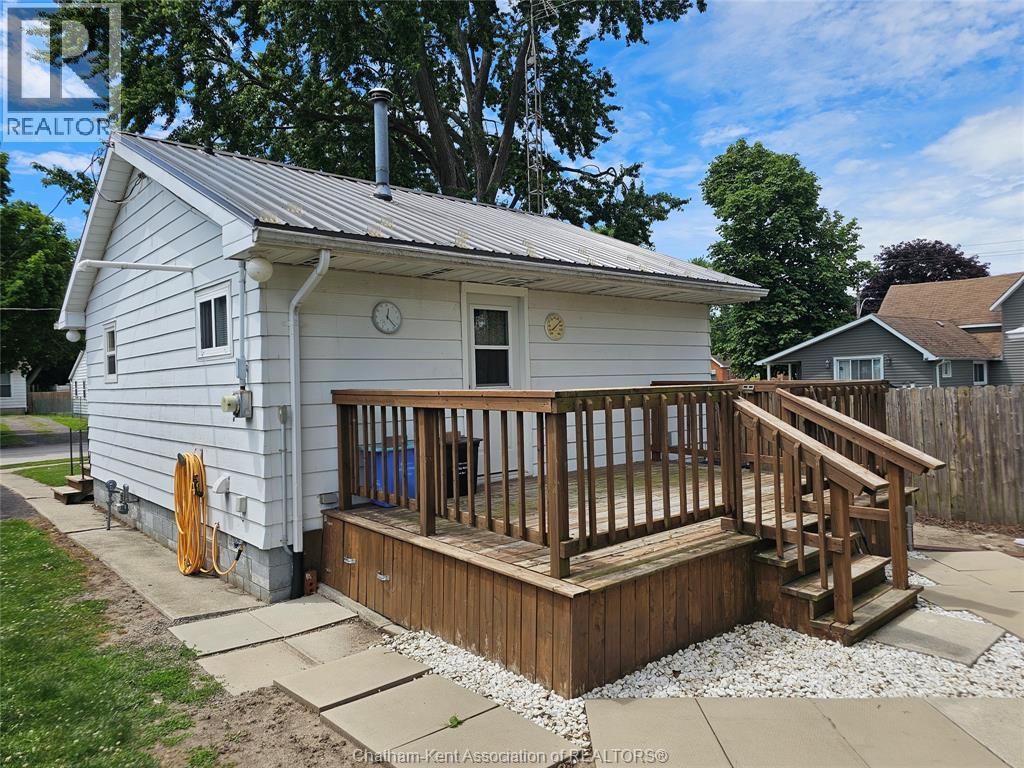 8-10 HENRY STREET - 9