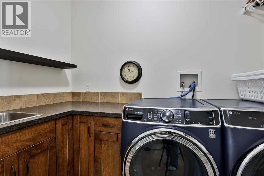 642 Canyonview Landing W — photo 11
