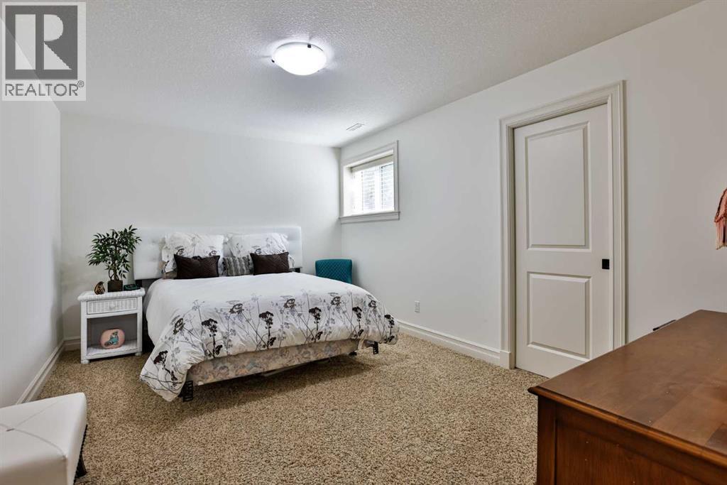 642 Canyonview Landing W — photo 26
