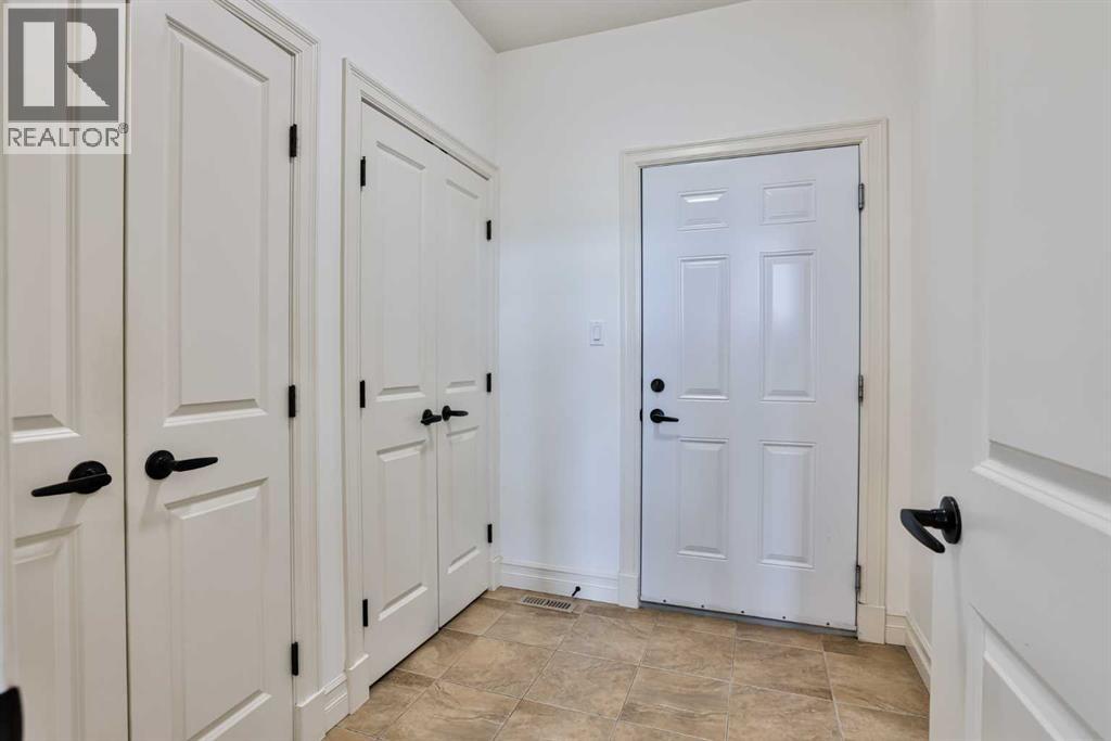 642 Canyonview Landing W — photo 12