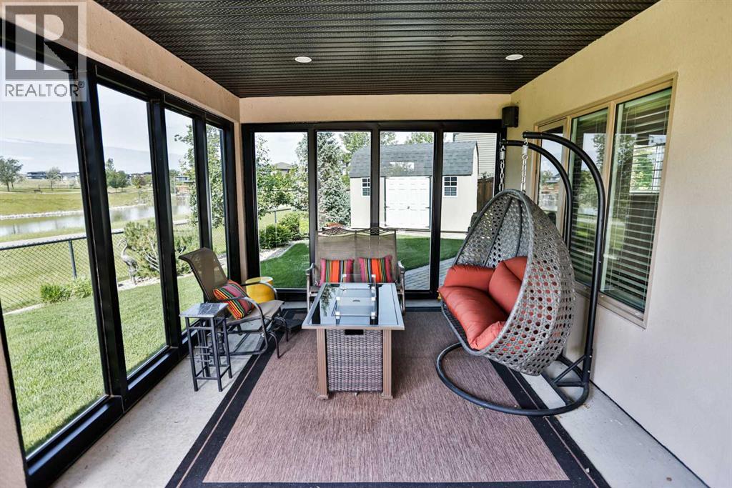 642 Canyonview Landing W — photo 32