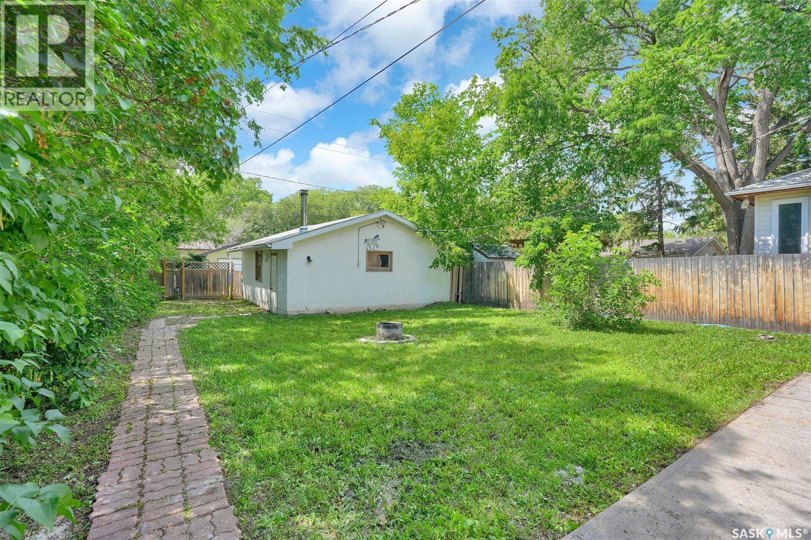 1356 Minto STREET - 29