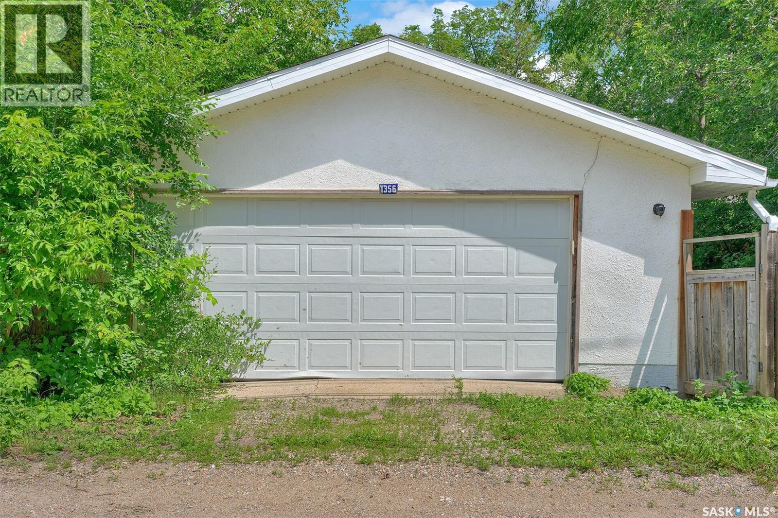1356 Minto STREET - 30