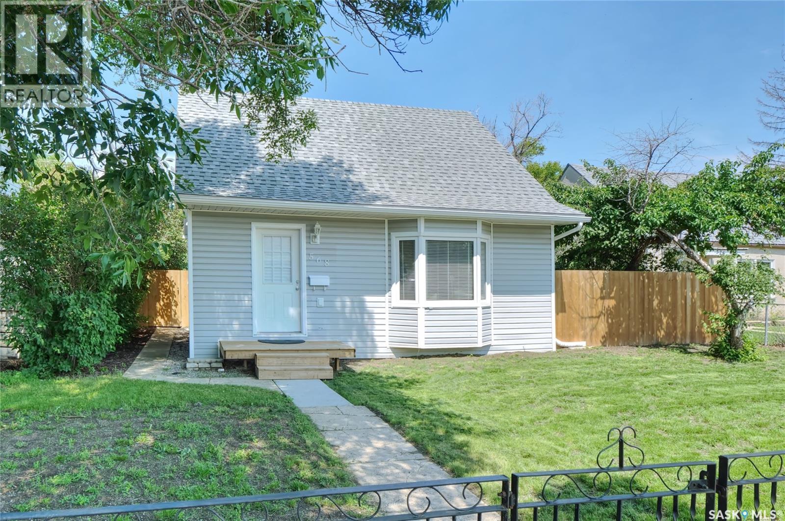 568 Athabasca STREET E — photo 23