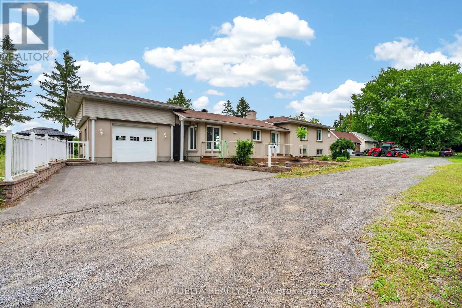 1821 CH BERCIER ROAD - 12