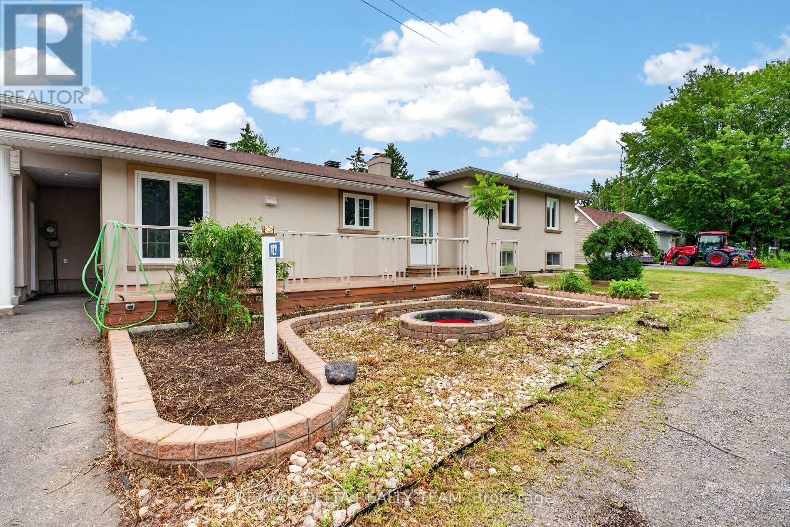 1821 CH BERCIER ROAD - 13