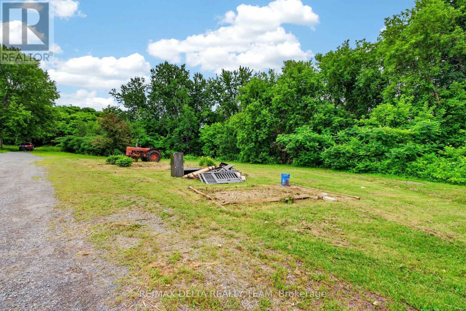 1821 CH BERCIER ROAD - 14