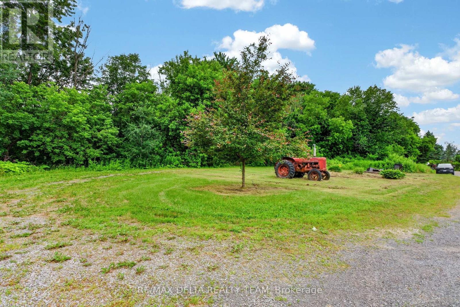 1821 CH BERCIER ROAD - 15