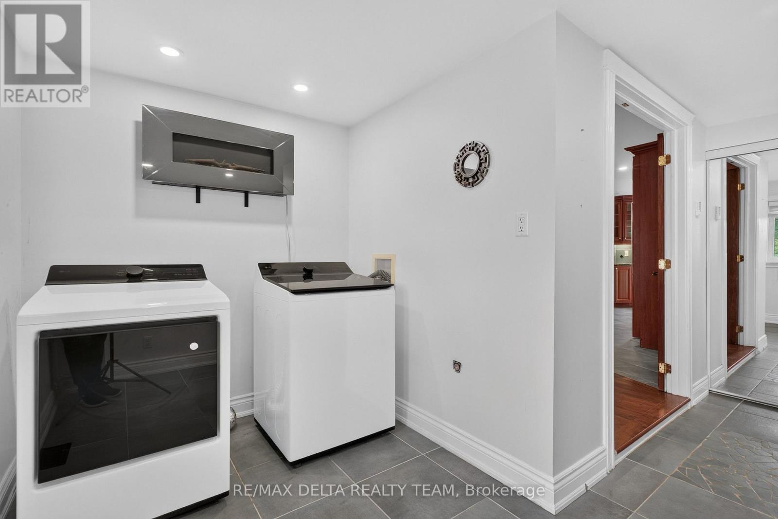 1821 CH BERCIER ROAD - 34