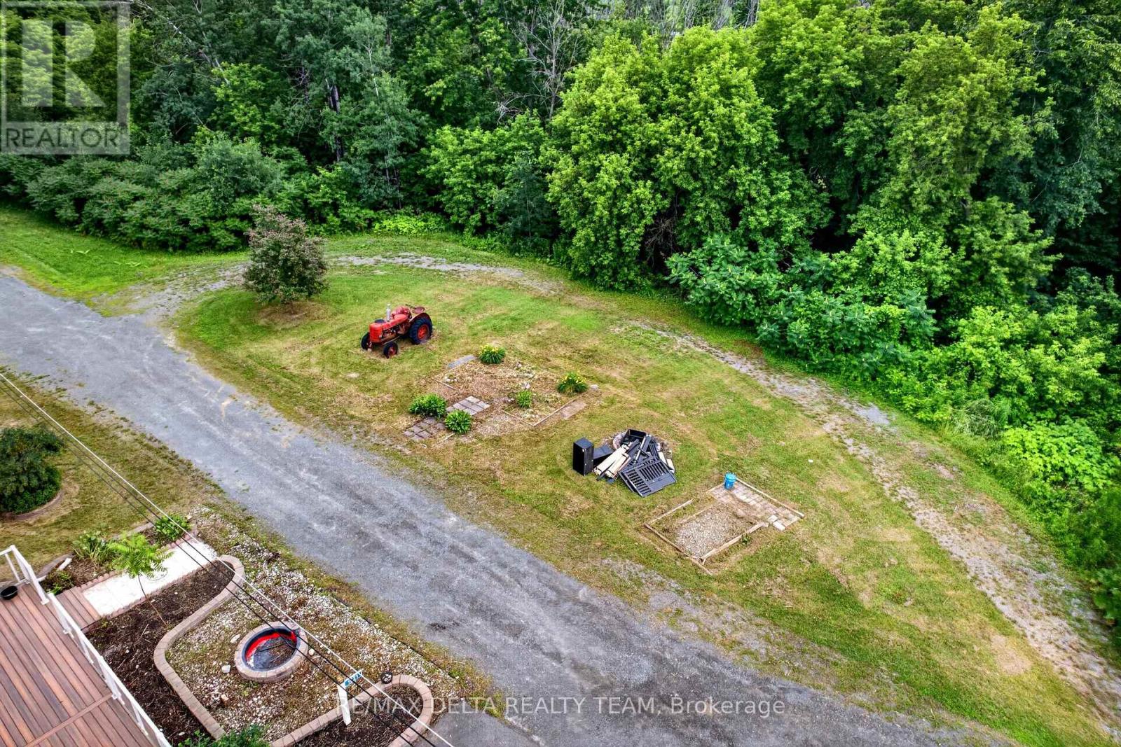 1821 CH BERCIER ROAD - 6