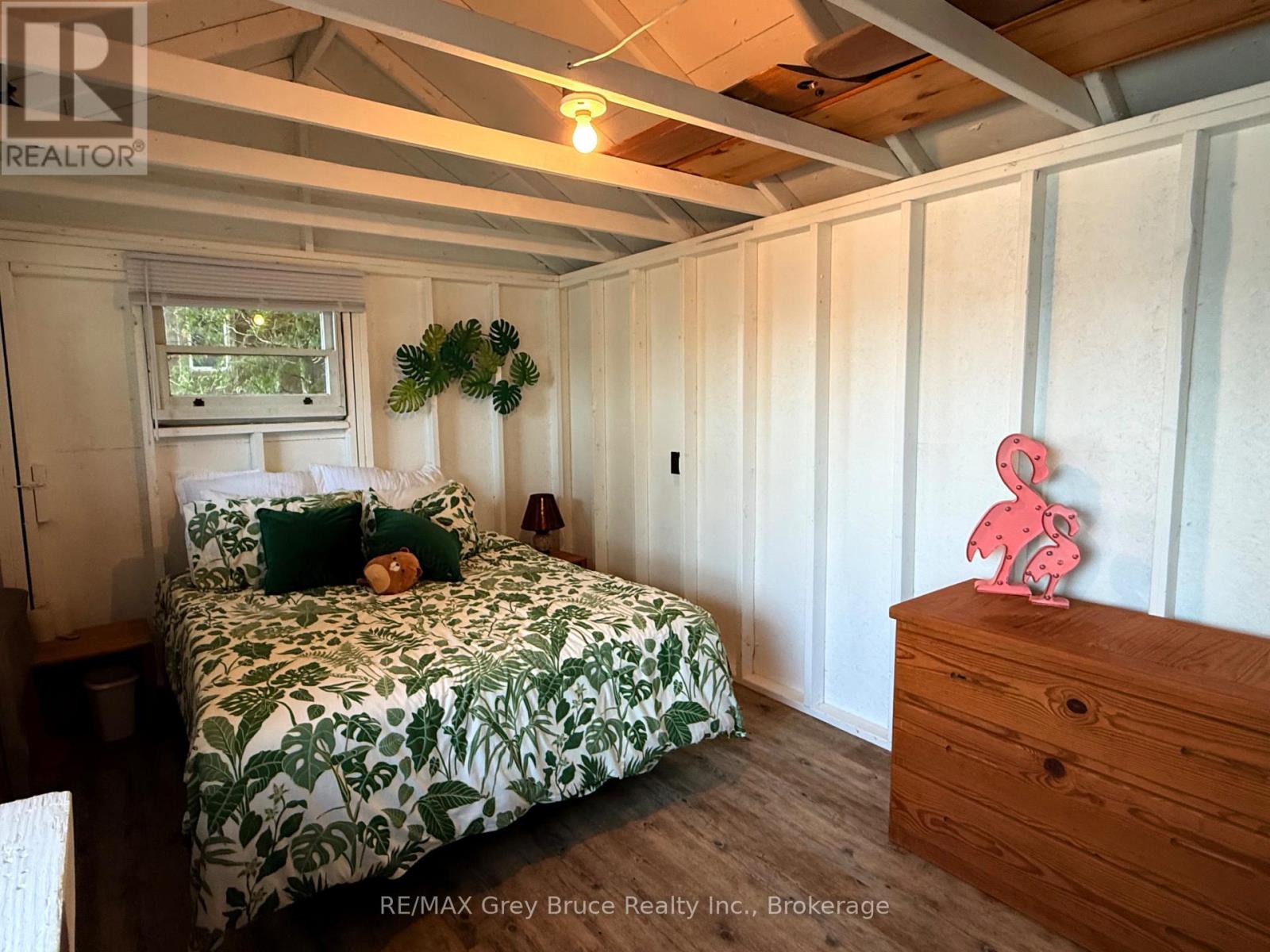 148 SUNNYVIEW DRIVE - 31