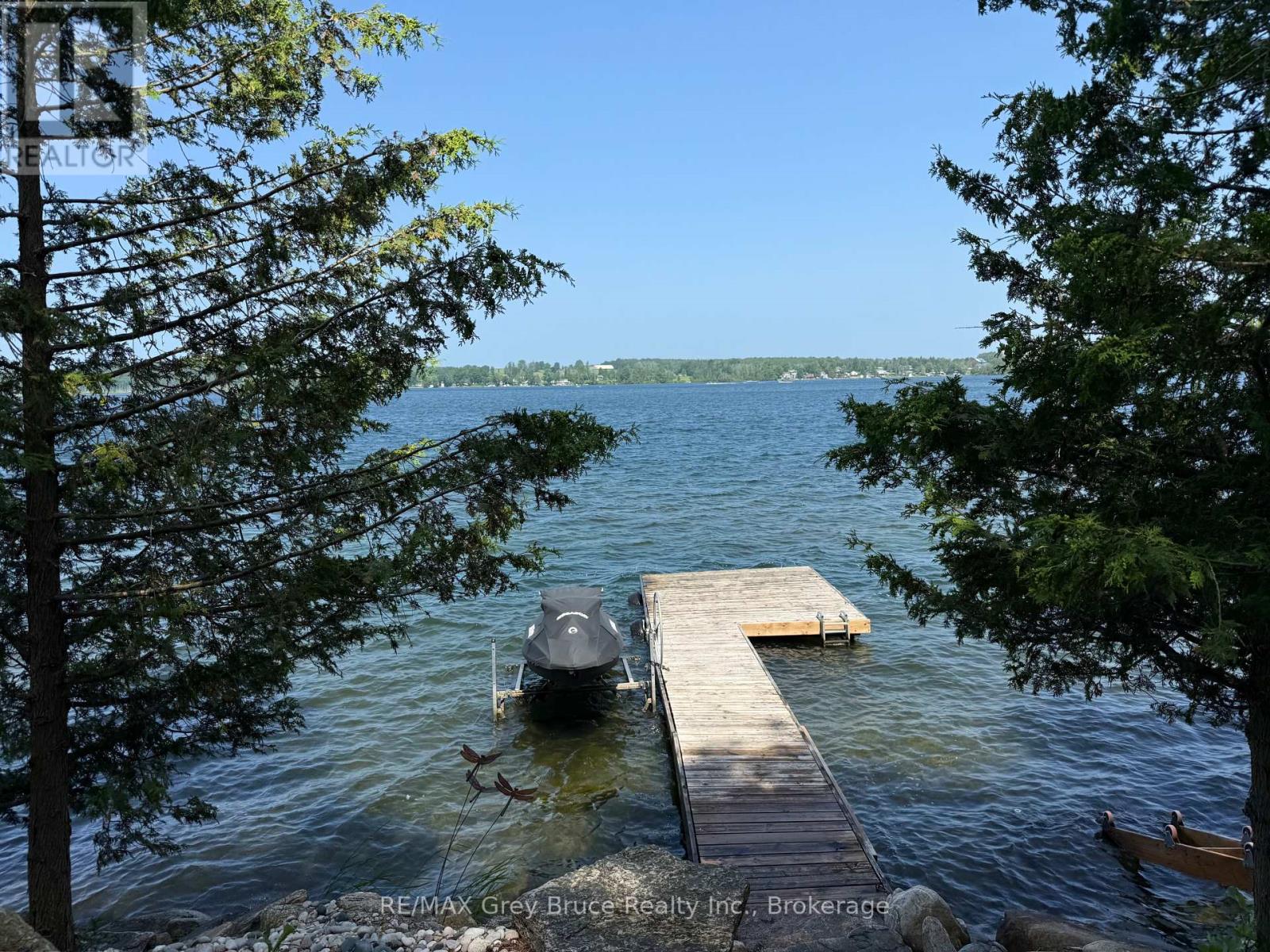 148 SUNNYVIEW DRIVE - 38