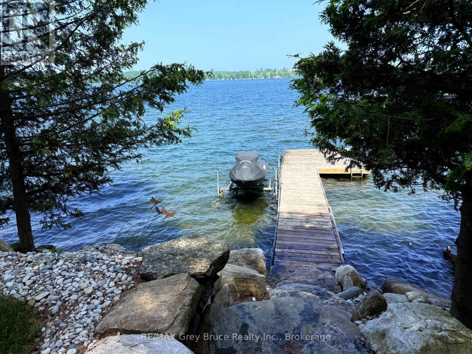 148 SUNNYVIEW DRIVE - 39