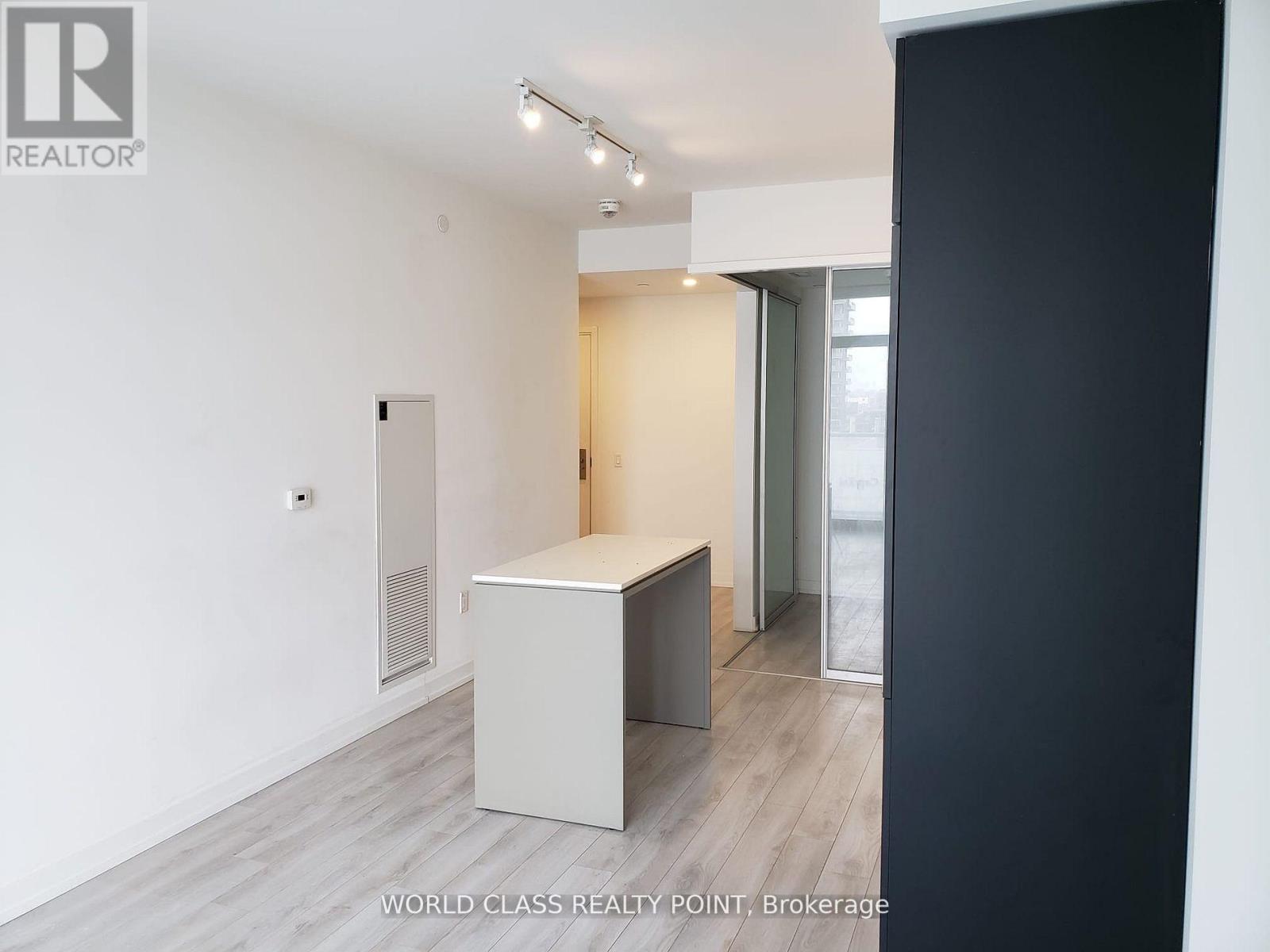 #1404 33 HELENDALE AVENUE - 9