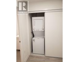 1404 - 33 Helendale Avenue, Toronto, ON M4R0A4 Photo 11