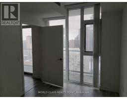 1404 - 33 Helendale Avenue, Toronto, ON M4R0A4 Photo 6