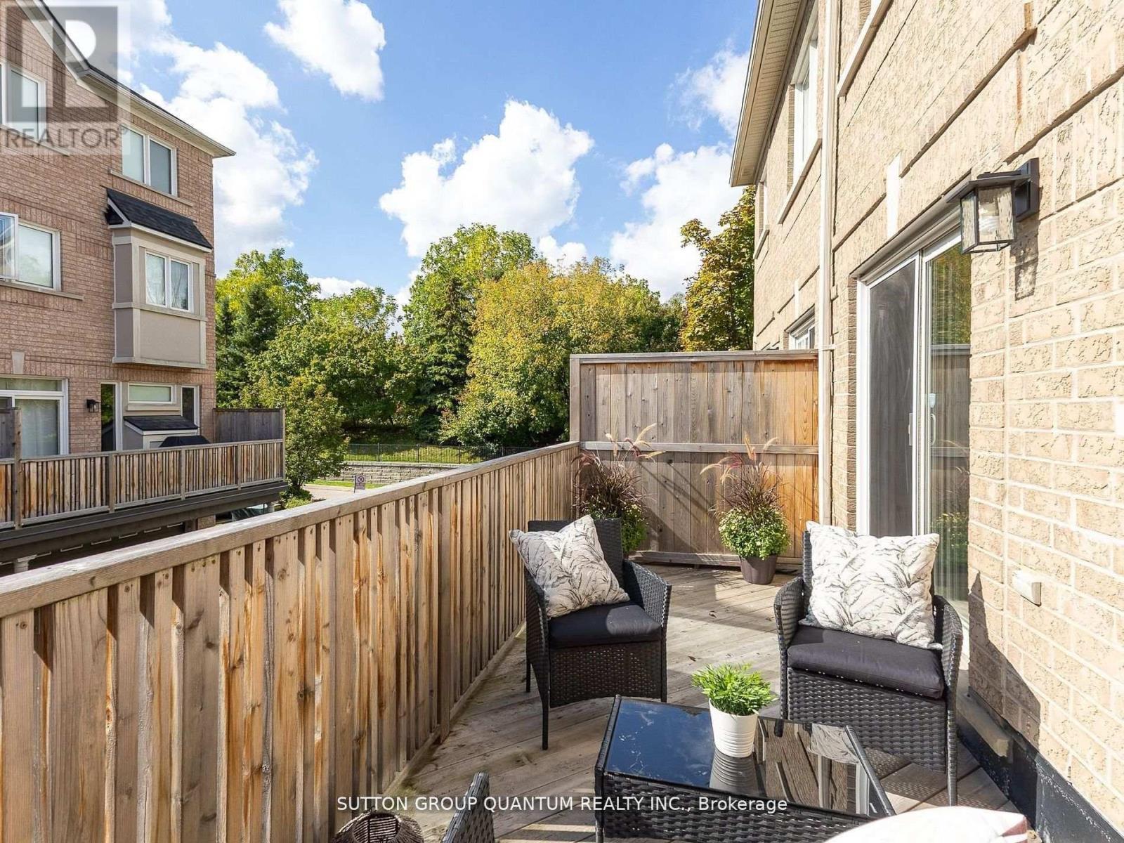 50 ROSEWOOD AVENUE - 34