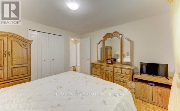 141 HAZELGLEN DRIVE - 24