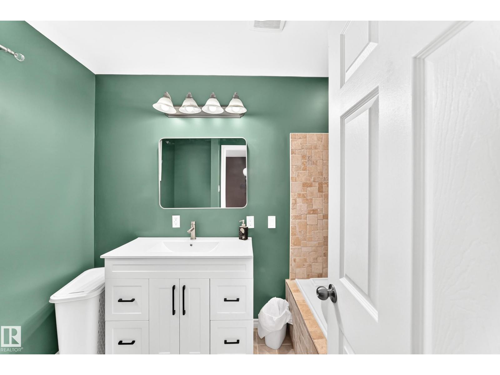 1763 48A ST NW - 24
