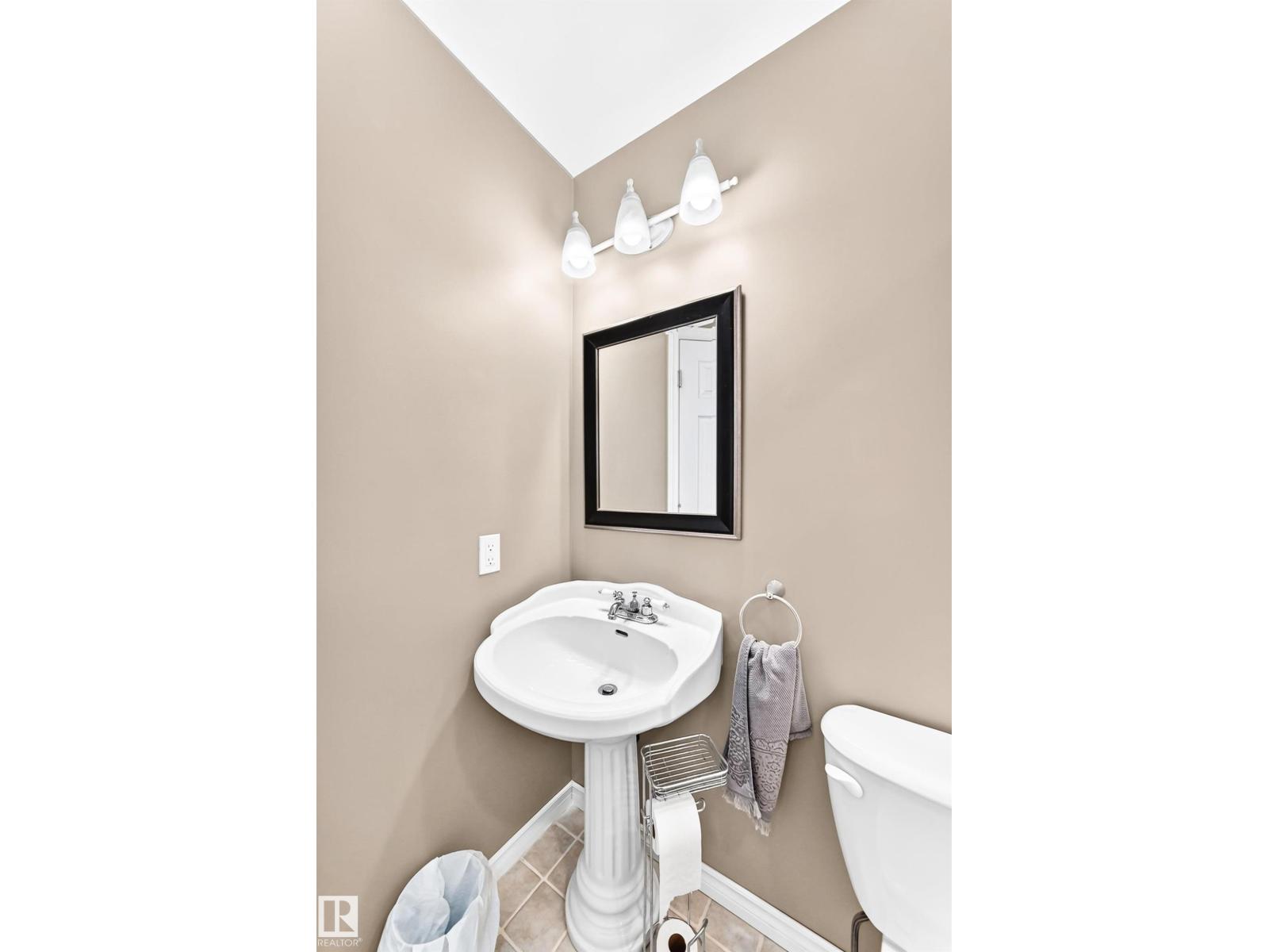 1763 48A ST NW - 28