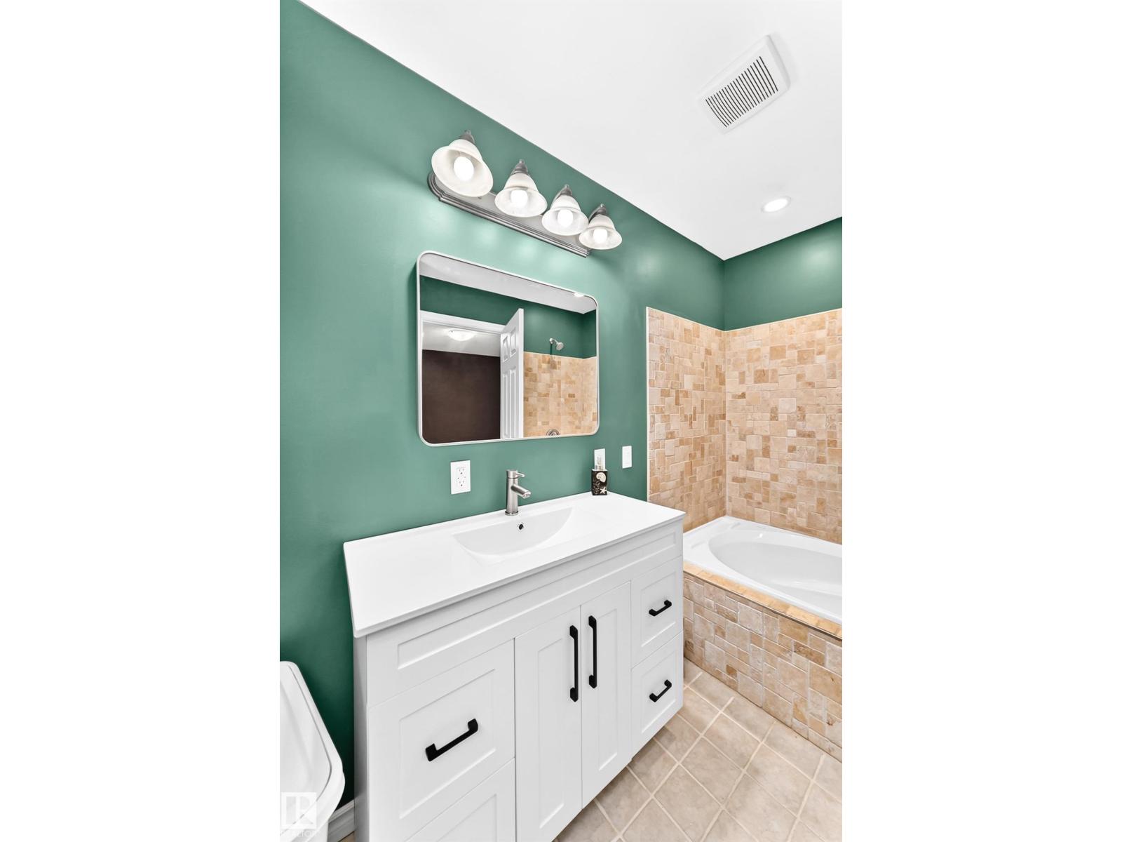 1763 48A ST NW - 25
