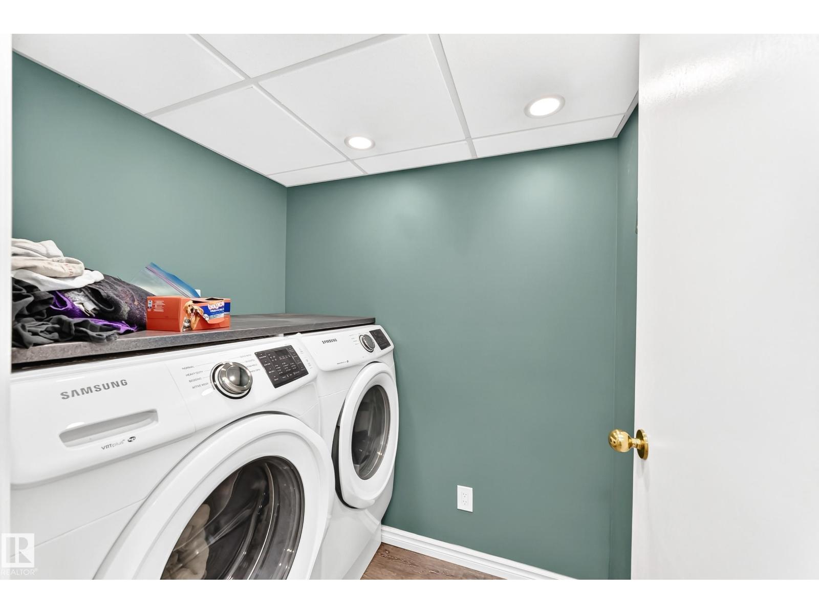 1763 48A ST NW - 38