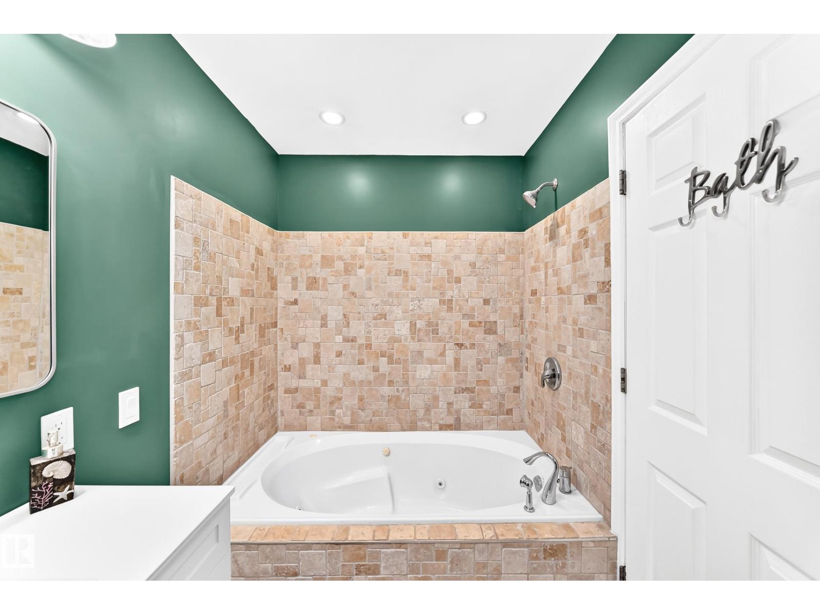 1763 48A ST NW — photo 26