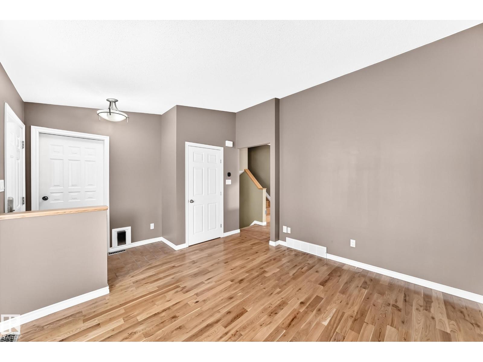 1763 48A ST NW - 18