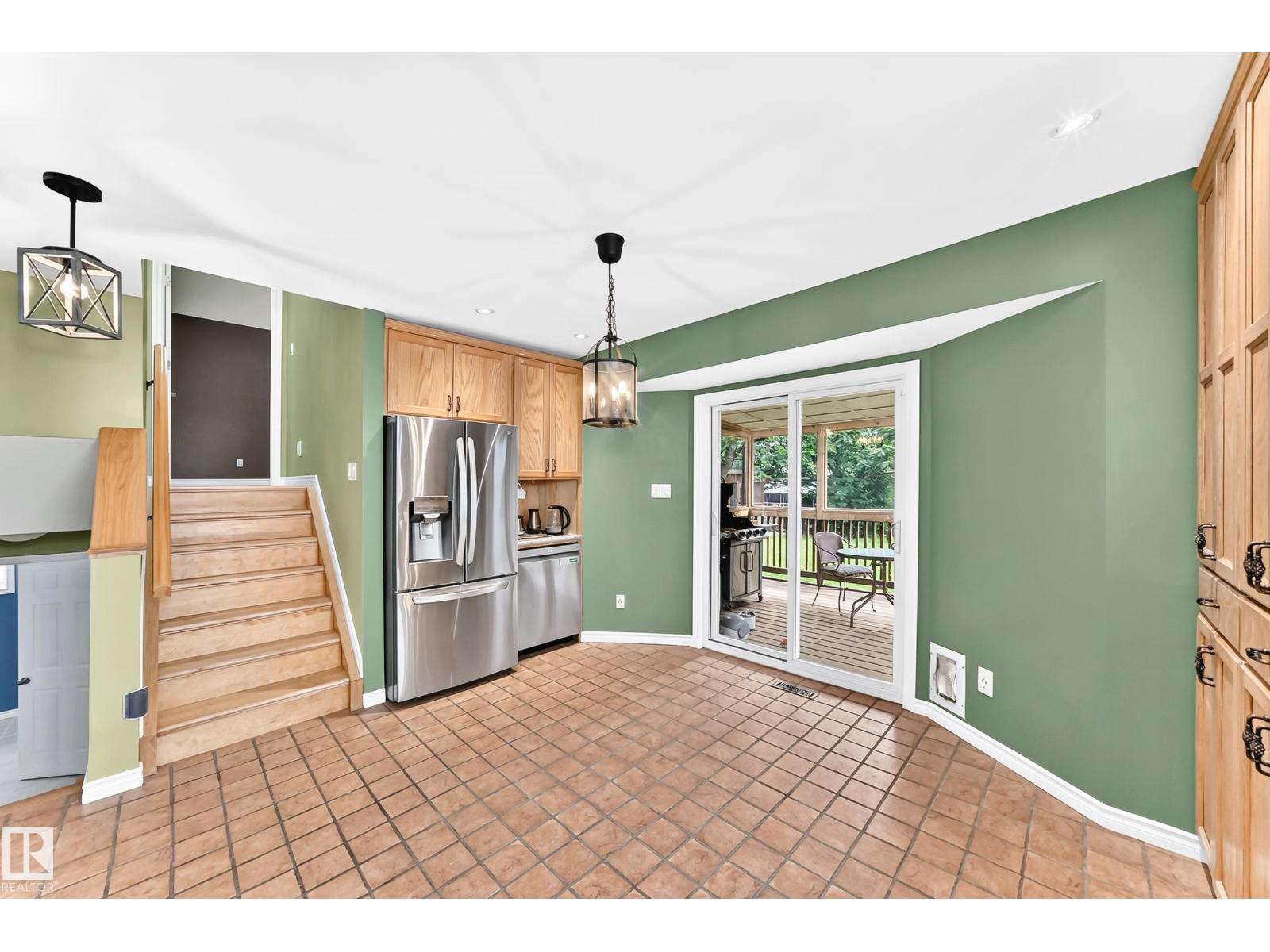 1763 48A ST NW - 16
