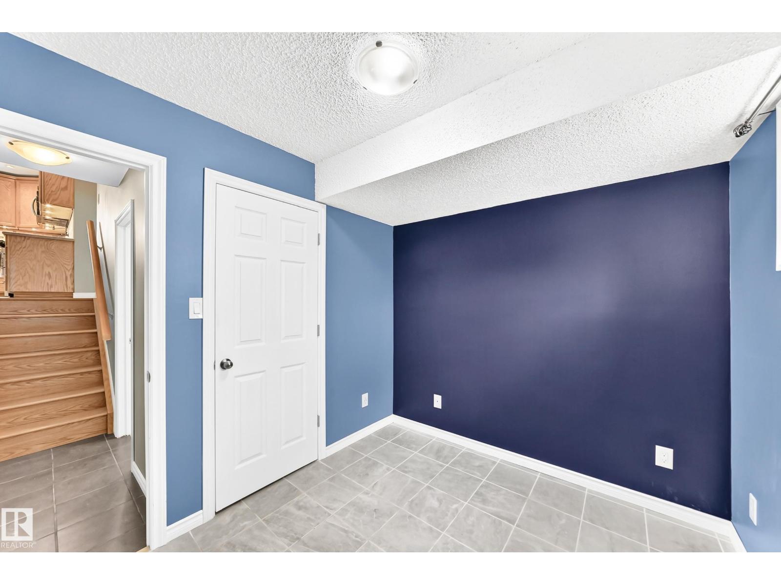 1763 48A ST NW - 40