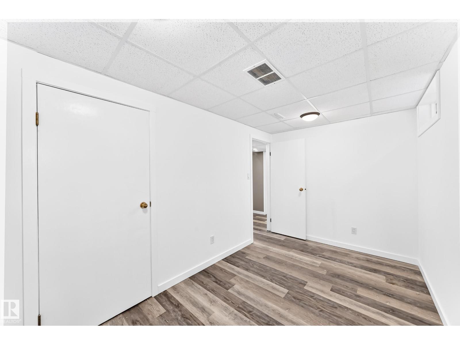 1763 48A ST NW - 37