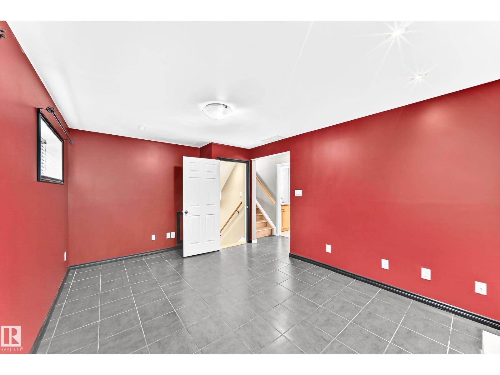 1763 48A ST NW - 11