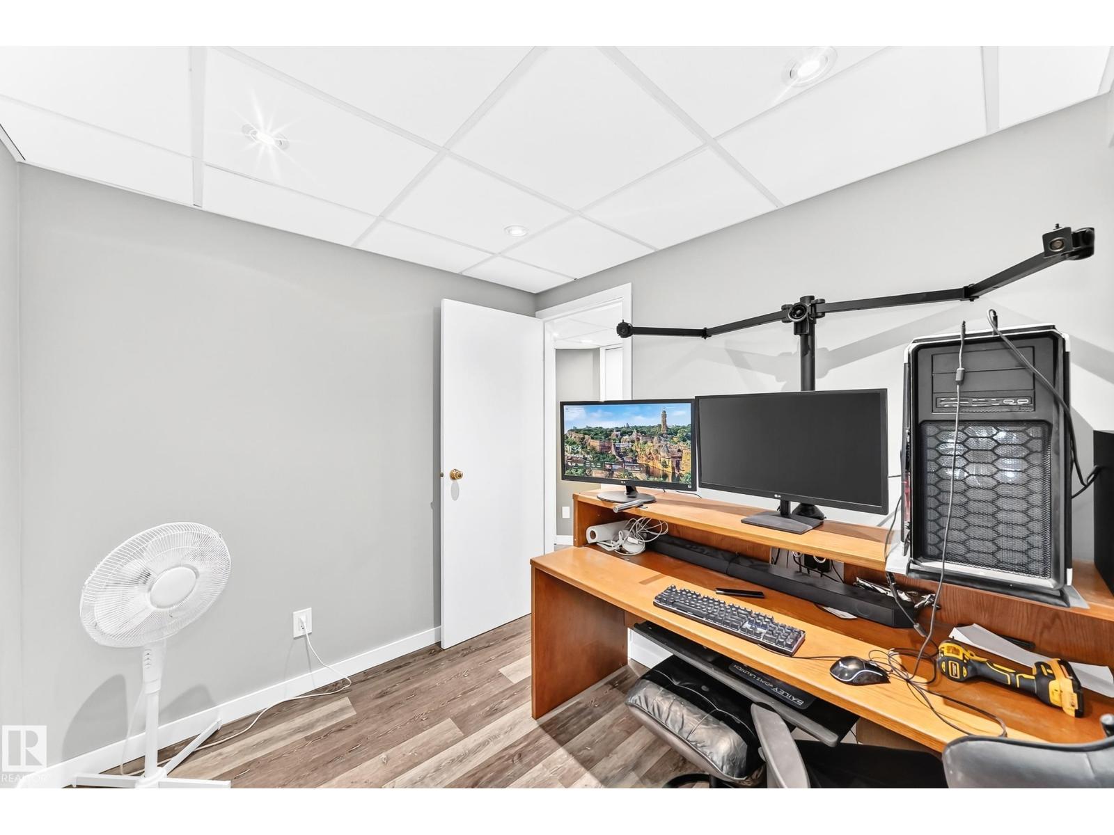 1763 48A ST NW — photo 36