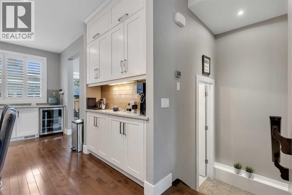 444 25 Avenue NW — photo 12