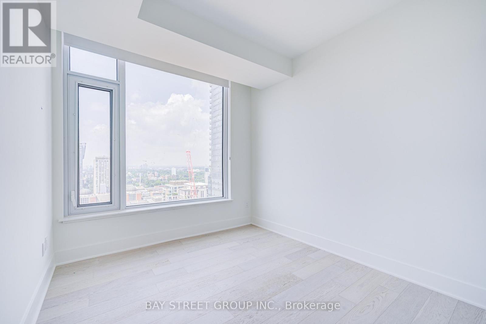 #2312 11 YORKVILLE AVENUE - 26