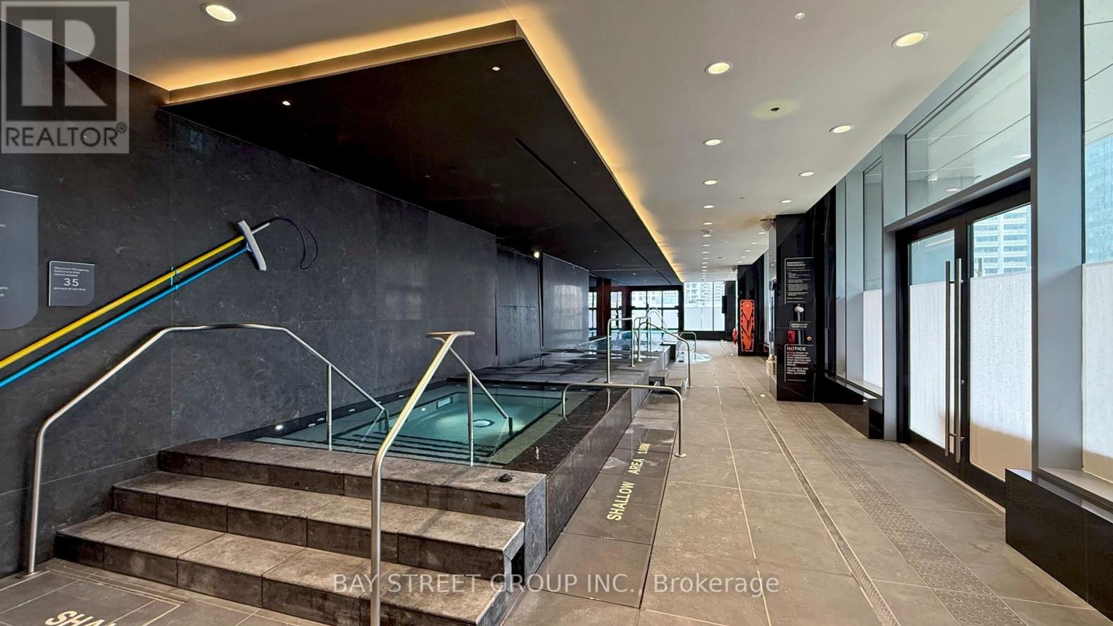 #2312 11 YORKVILLE AVENUE - 45