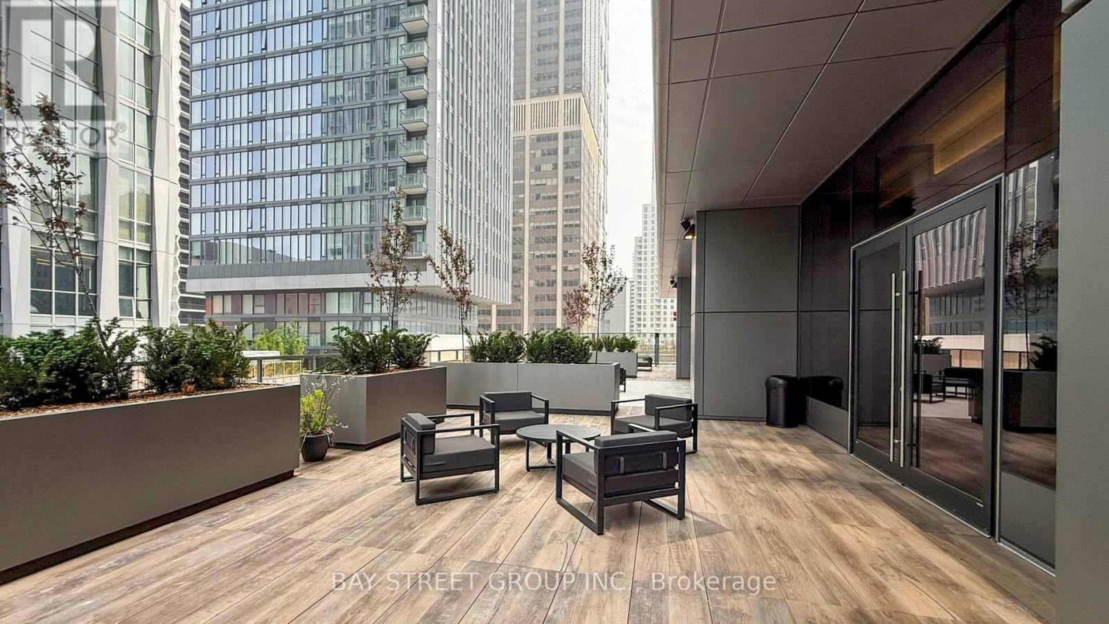 #2312 11 YORKVILLE AVENUE - 48