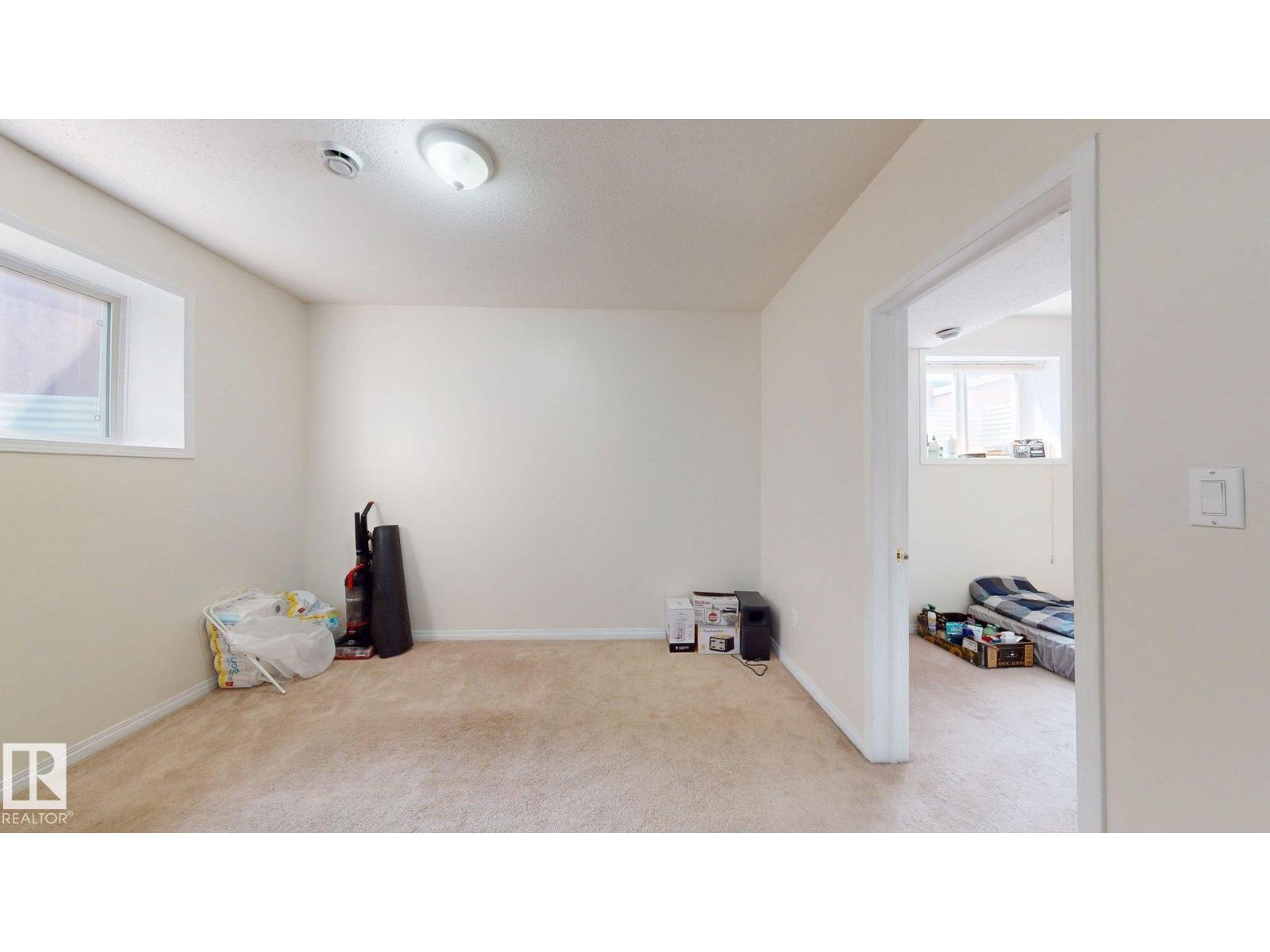 5129 1B AV SW - 32