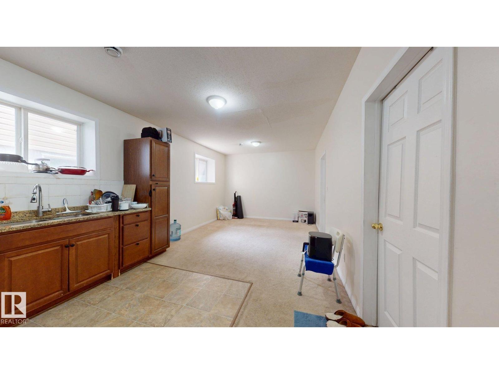 5129 1B AV SW - 29