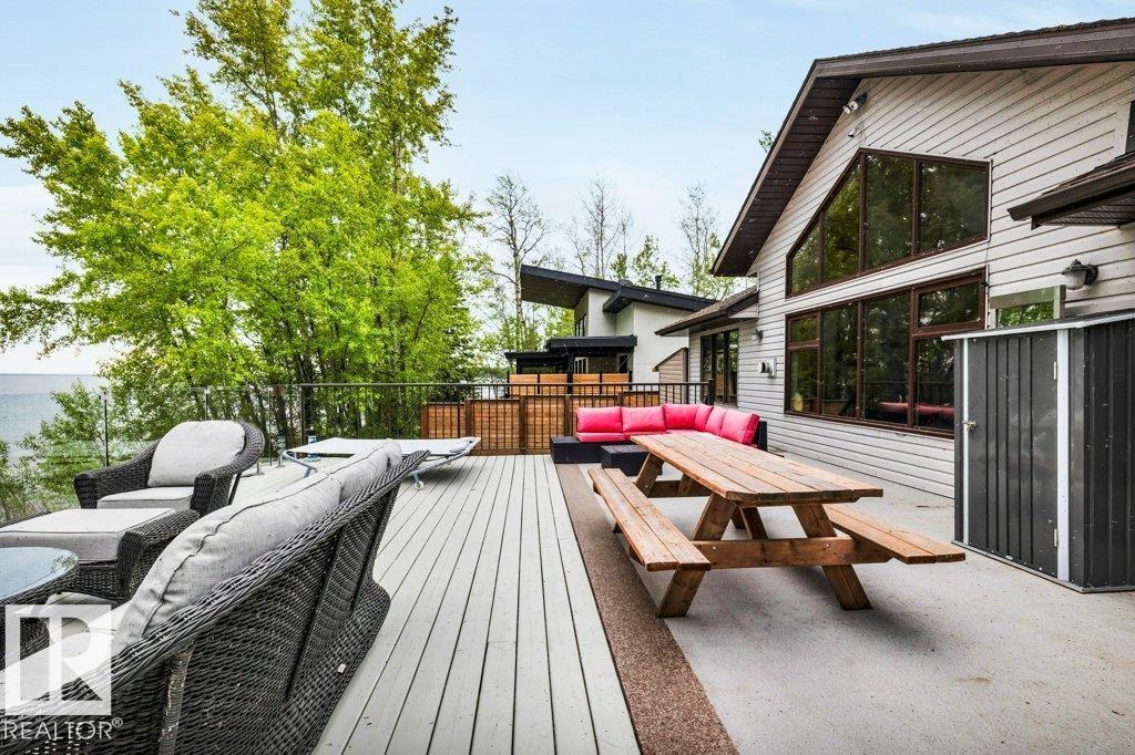 275 Poplar Crescent - 24