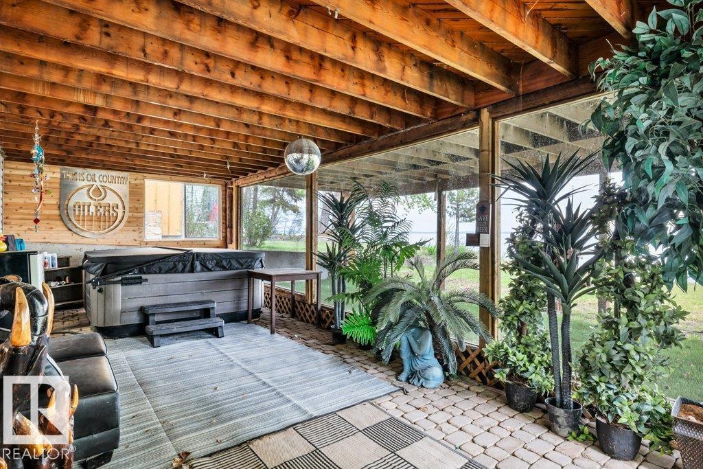 275 Poplar Crescent - 47