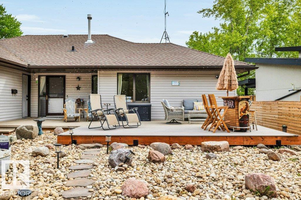 275 Poplar Crescent - 67